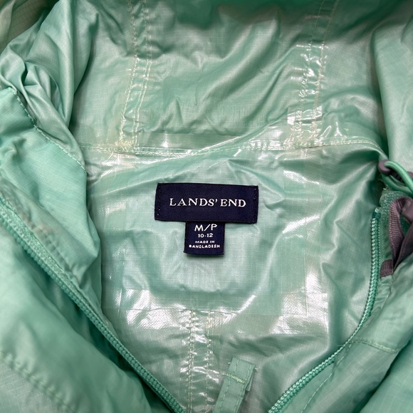 Lands End Nylon Hooded Jacket Rain Windbreaker Size Medium Petite Zip Pockets - Picture 4 of 9